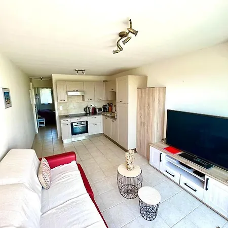 Les Coteaux De La Nartelle Apartment