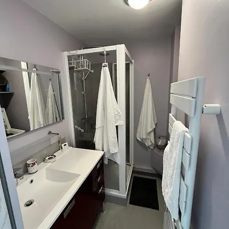 Les Coteaux De La Nartelle Apartment *